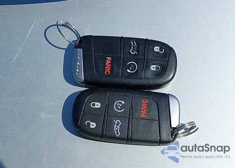 2013 Chrysler 300C Awd из США, поврежденный, VIN 2C3CCAKT2DH665439